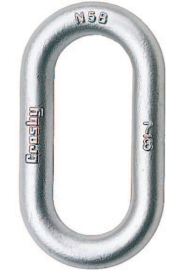 Heavy-duty steel oval link for lifting and securing applications. Ideal for industrial safety and rigging setups.