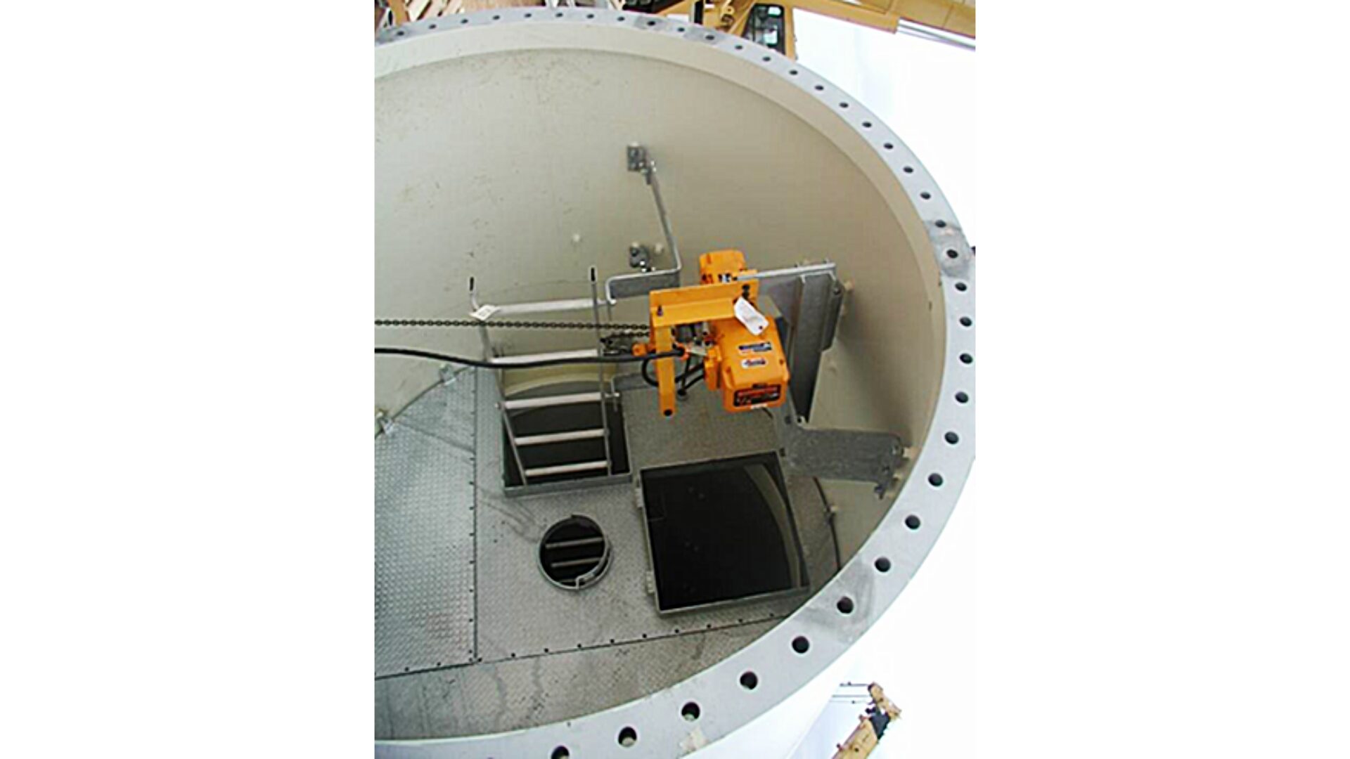 Maintenance Inside the Nacelle