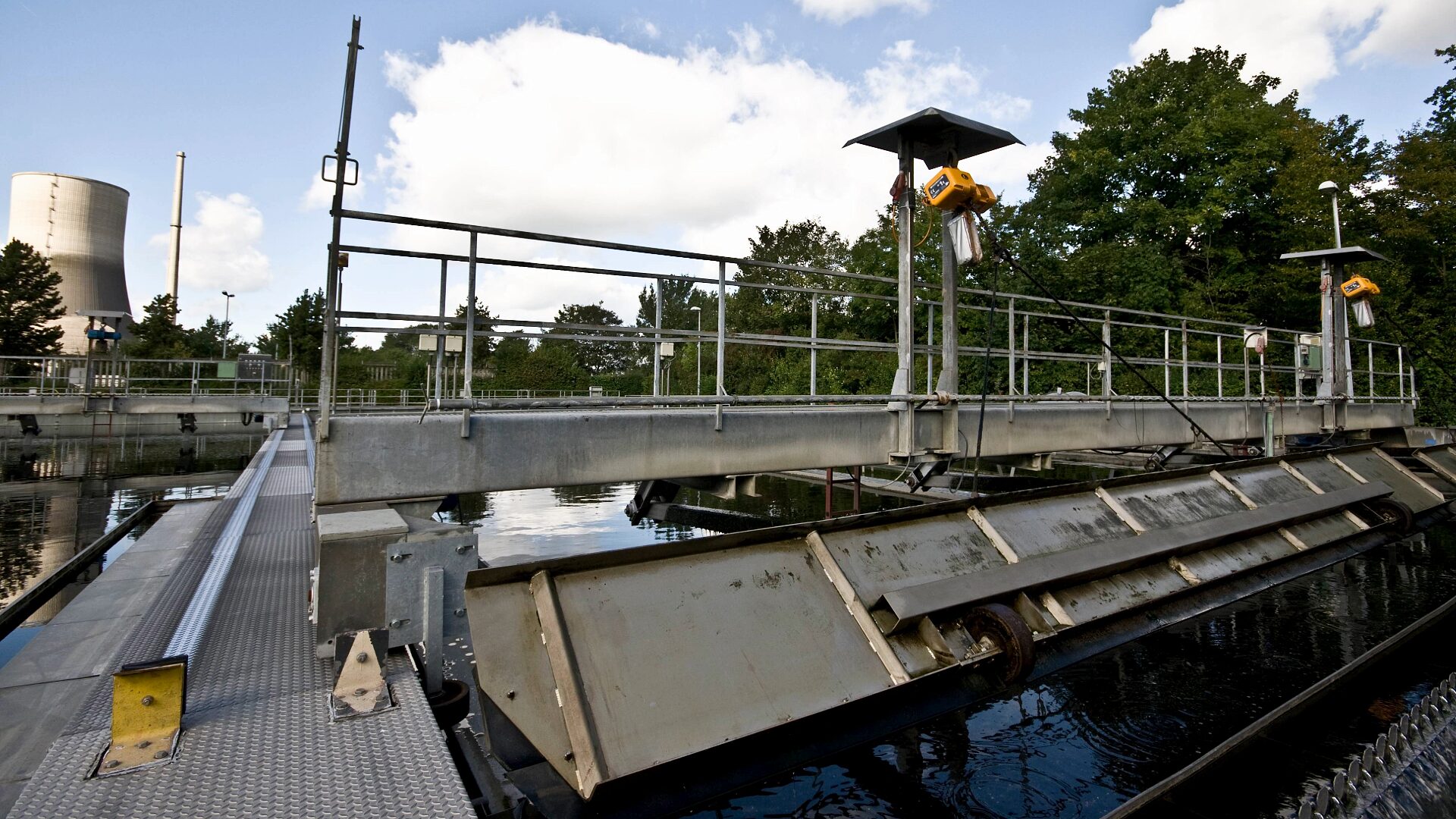 Screening at Water Intake Facilities
