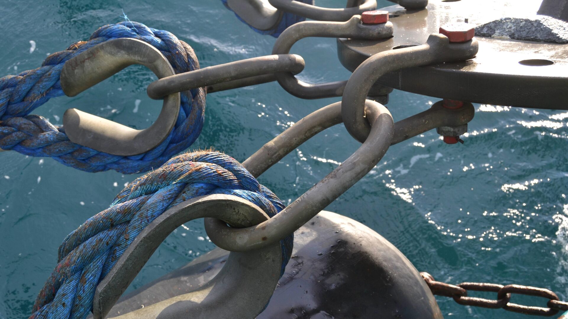 Securing Aquaculture Cages and Distributing Loads